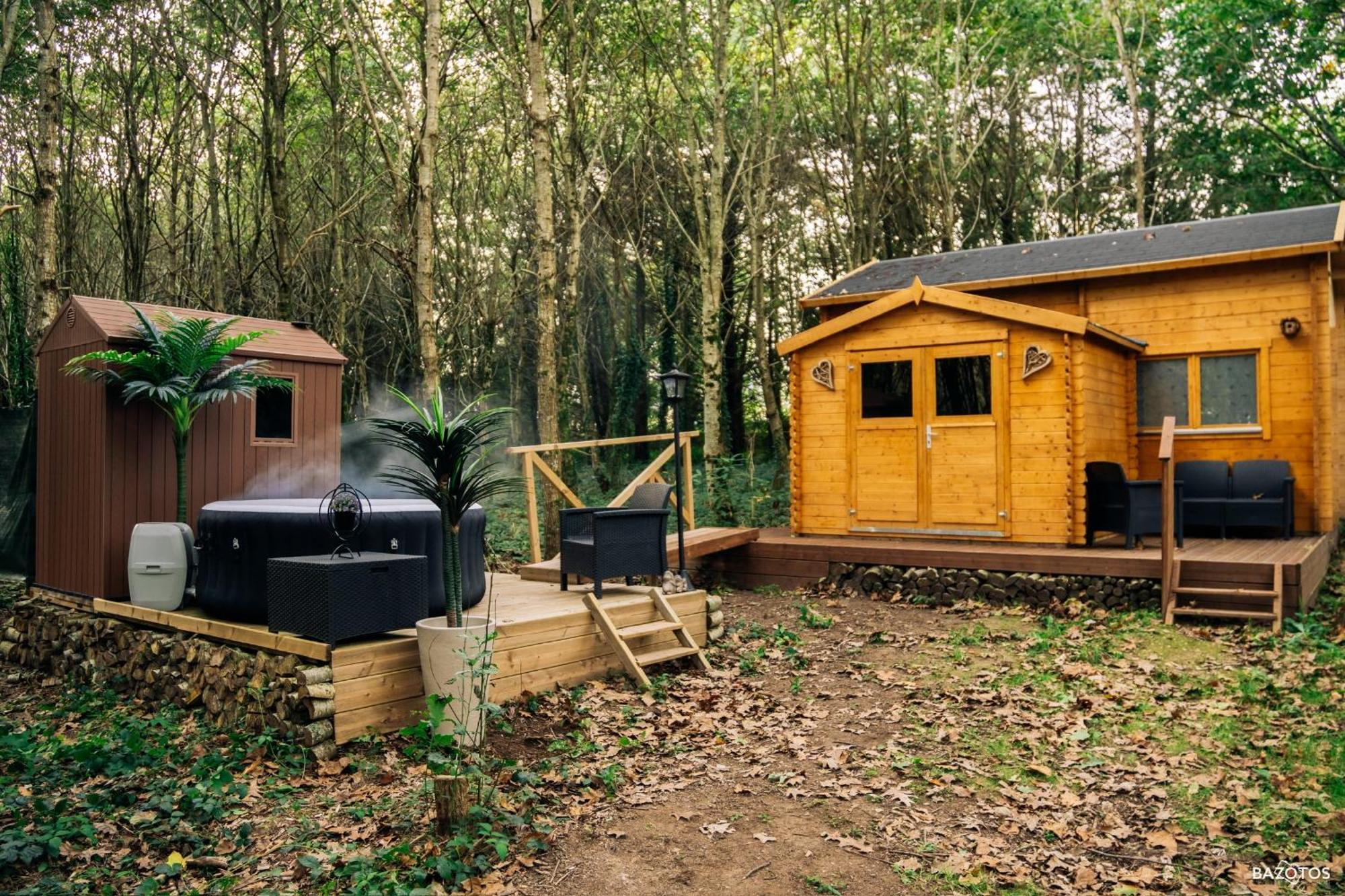 Cabane Insolite Avec Escape Game Saint-Évarzec Zewnętrze zdjęcie